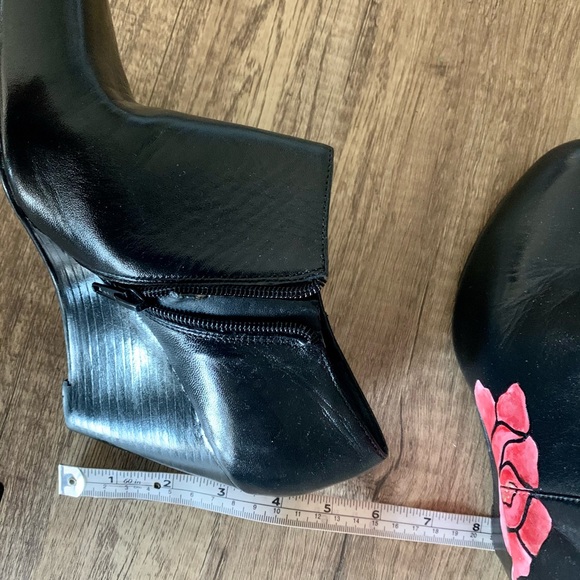 Nine West leather ankle zip booties, hand painted - Picture 7 of 7